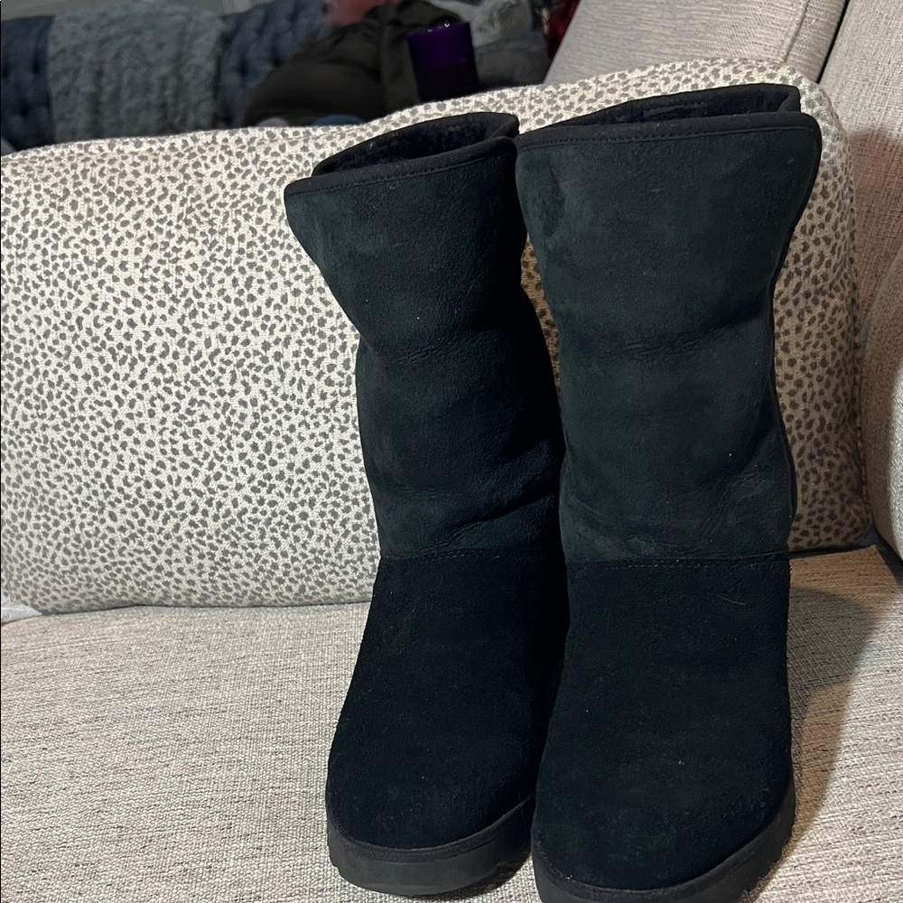 Women's Black Fur-Lined UGG Boots Ladies 9.5. SH169 - Picture 8 of 9